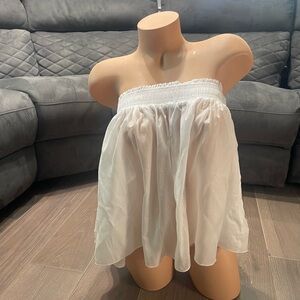 Women’s Express sleeveless blouse. NWT. Small